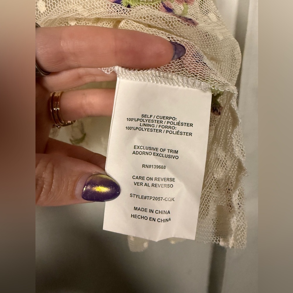 Skylar & Jade Cream Sheer Swiss Dot Embroidered Purple Floral Ruffle Blouse 1X - Picture 6 of 8